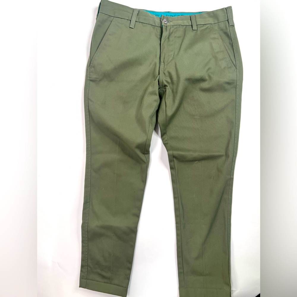 LEVI’S® STA-PREST® 502 Chinos - Wrinkle Free Always Creased Magic Pants